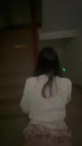 人妻